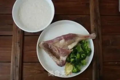 Make Duck-leg rice step 1