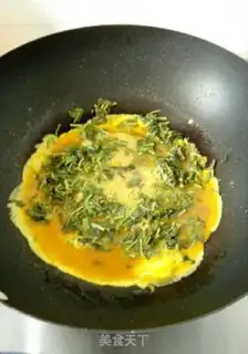 Make Fried eggs step 4