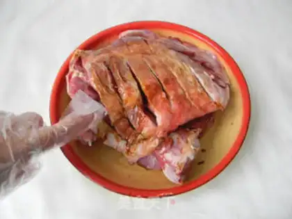 Make Hands on the leg step 3