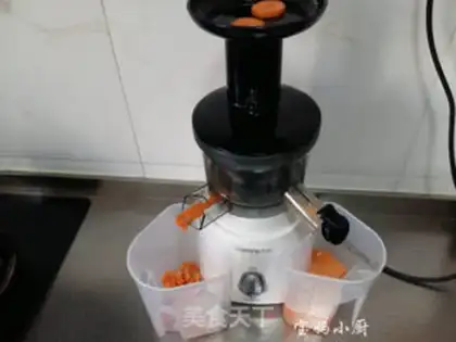 Make Carrot apple juice step 2