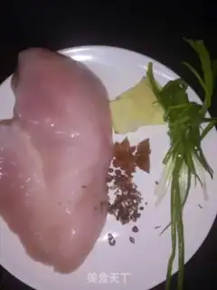 Make Spicy chicken silk step 0