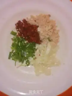 Make Spicy chicken silk step 4