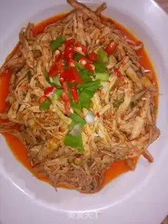 Make Spicy chicken silk step 6