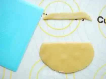 Make Kangaroo cookies step 16