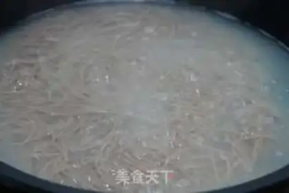Make Spicy noodle step 5