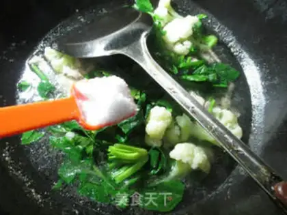 Make The spinach casserole step 6