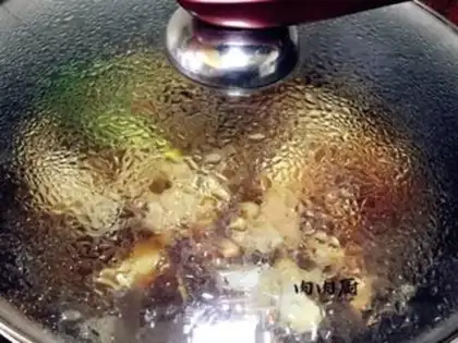 Make Peanut pig hoof step 14