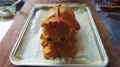 Make Little tiger flower step 29
