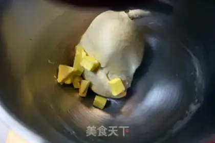 Make octopus ball bread step 3