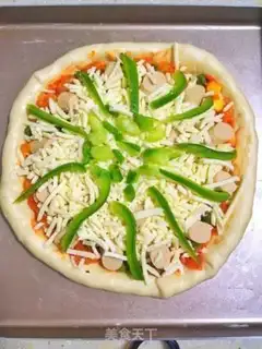 Make Pyramid chicken sausage pizza step 8