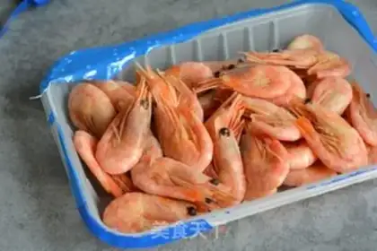 Make Shrimp in white step 0