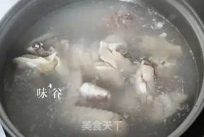 Make Monkey mushroom chicken soup step 4