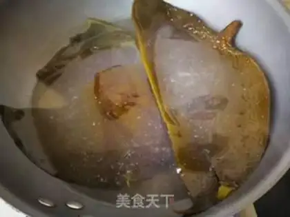 Make The cold seaweed roots step 1