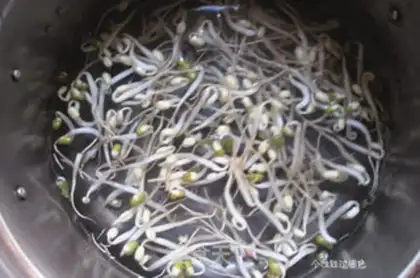 Make Chicken silk noodles step 1