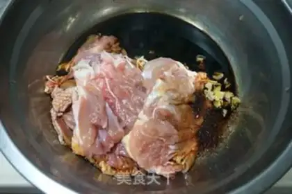 Make Burn the chicken and the rice step 5