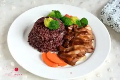 Make Burn the chicken and the rice step 8