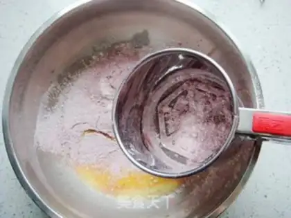 Make Seven Stars Lady Worm Cake step 6