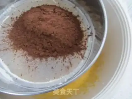 Make Coco Chifeng naked cake step 4