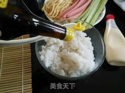 Make Simple sushi rolls step 2