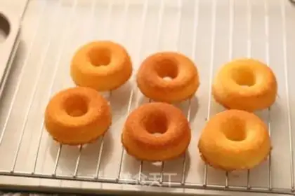 Make Noodle donut cake step 12