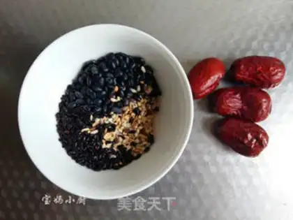 Make Red dates and rice step 0