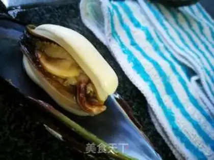 Make Garlic fan steam step 0