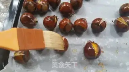 Make Sugar roasted chestnuts step 4