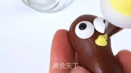 Make Chocolate cupcakes step 27