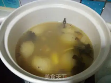 Make Pear and bone soup step 2