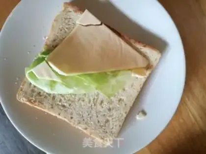 Make Hong Kong-style gold cheesechip step 2