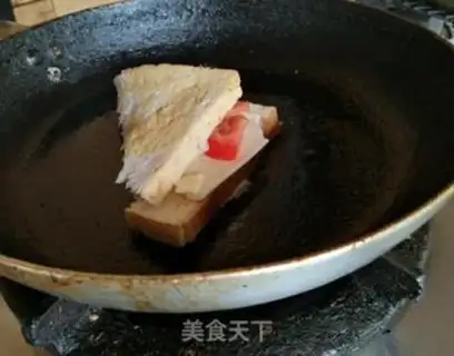 Make Hong Kong-style gold cheesechip step 7