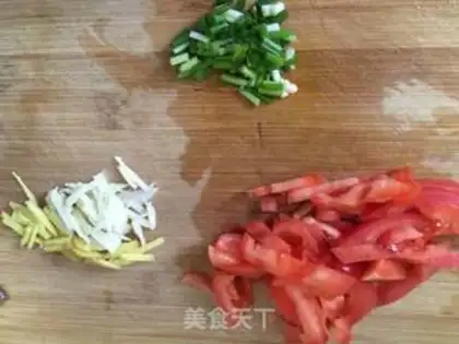 Make Potato with tomatoes step 2