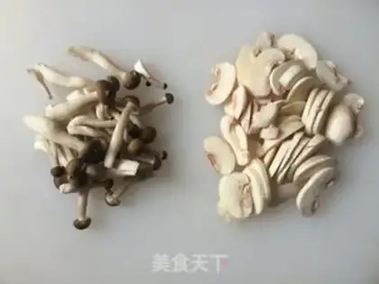 Make Shrimp mushroom soup step 1