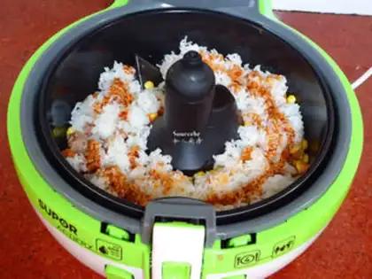 Make Corn paste fried rice step 3