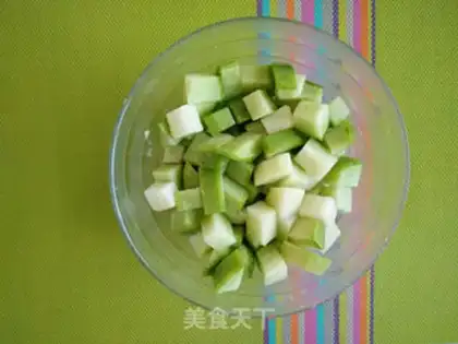 Make Korean radish pickles step 1