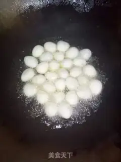 Make Eggs with eggplant juice step 1