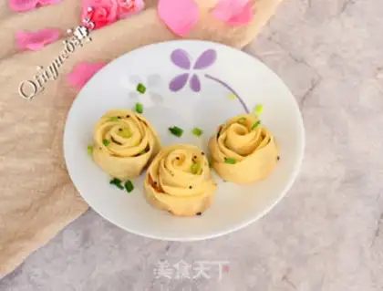 Make Romantic rose fried dumplings step 9