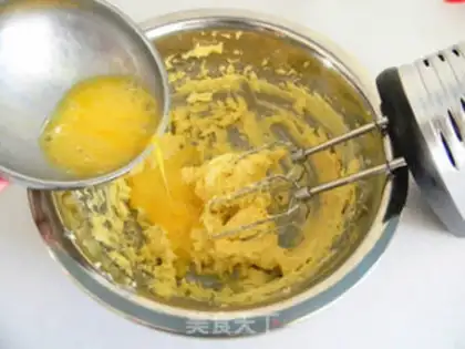 Make Almond cookies step 1