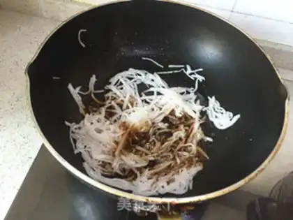 Make The radish meat bag step 8