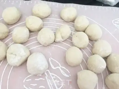 Make The radish meat bag step 13