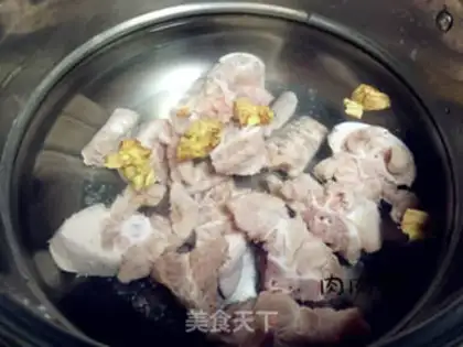Make Carrot pigtails step 4