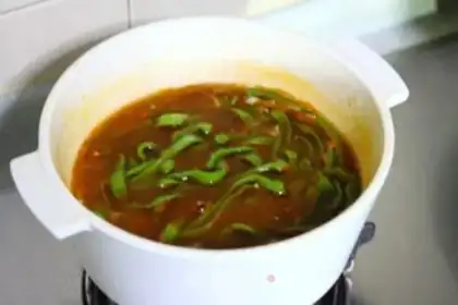 Make Pineapple hand noodles step 12