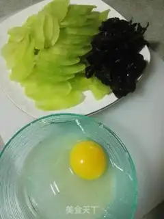 Make Fried eggs step 2