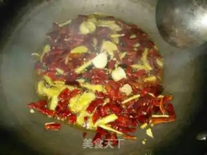 Make Dry pot carrots step 2