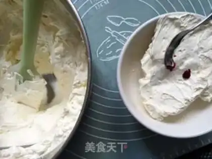Make Barbie doll cake step 12