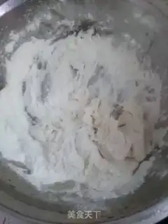 Make Cream egg buns step 1
