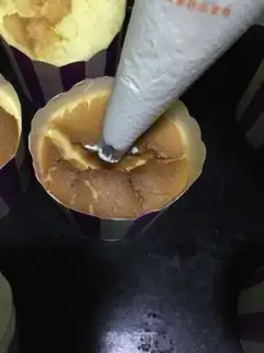 Make Yogurt cake step 8