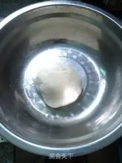 Make Cream egg buns step 2