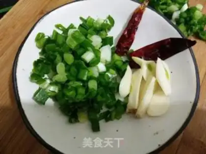 Make Sour soup and sheep step 1
