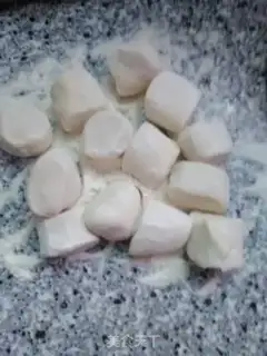 Make Cream egg buns step 7
